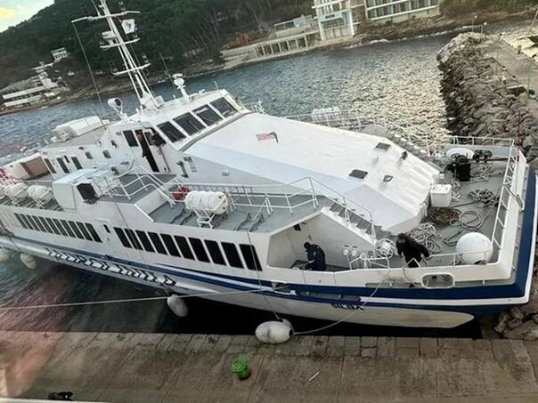 Nova nesreća na hrvatskom primorju: Brod udario u obalu