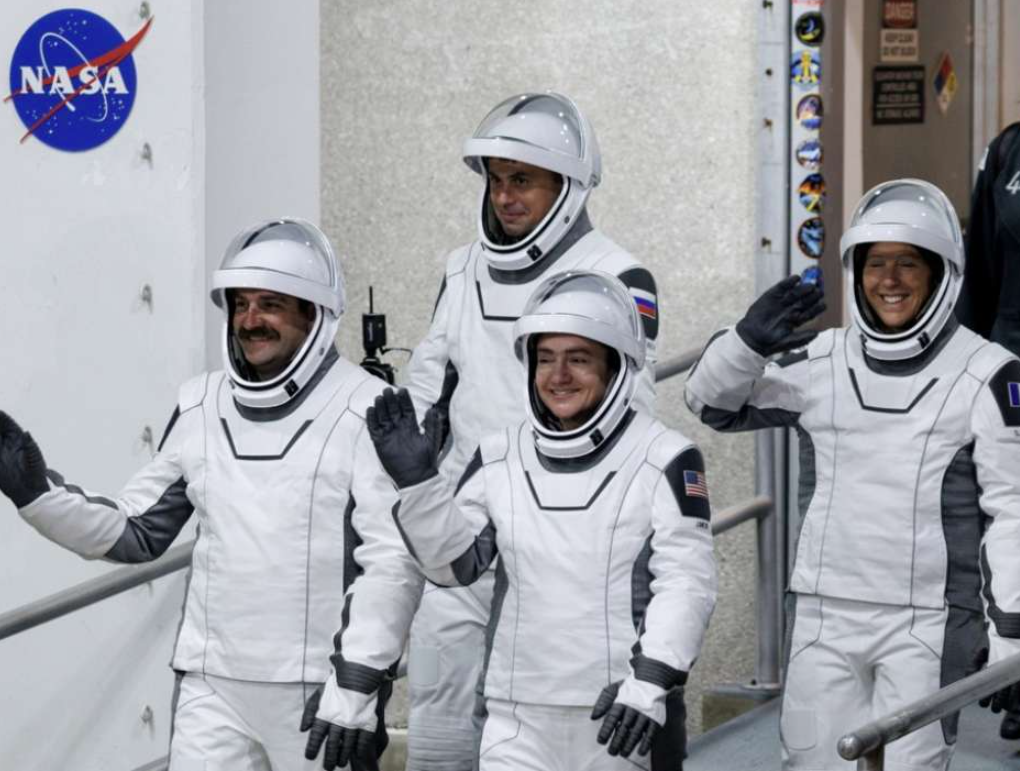 Nova posada stiže na Međunarodnu svemirsku stanicu nakon medicinske evakuacije