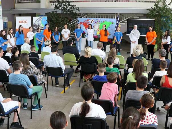 Nova pravila školske ishrane u KS: Zdrav obrok za zdravu budućnost