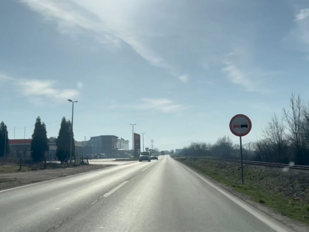 Nova saobraćajna nesreća u BiH: Obustavljen saobraćaj, ima povrijeđenih