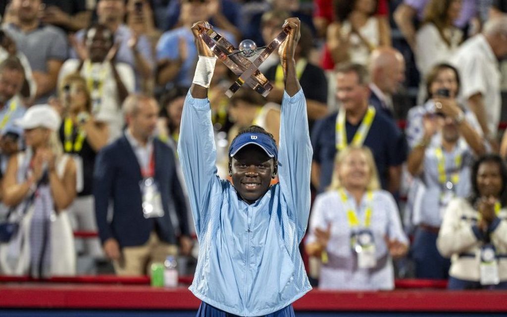 Nova teniska seznacija Mboko: Kako je savladala Osaku i došla do prvog WTA trofeja