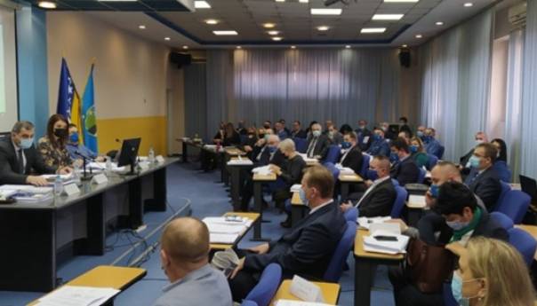 Nova većina smijenila Vladu TK; Vujović: Nova vlada nelegalna