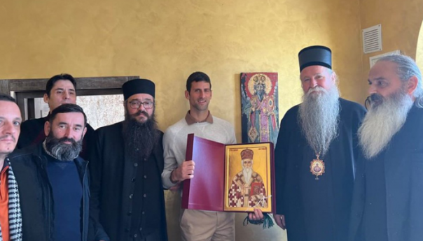 Đoković razgovarao s mitropolitom Joanikijem o iskušenjima u Australiji