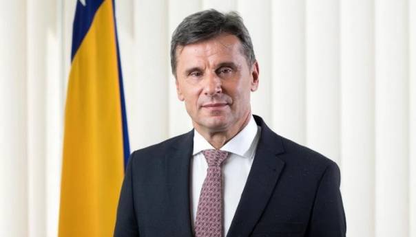 Novalić: BDP je rastao milijardu godišnje, imamo najviše zaposlenih ikad