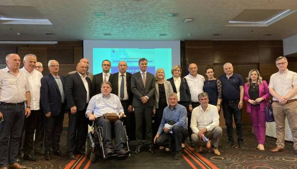 Novalić: Borcima se treba adekvatno odužiti