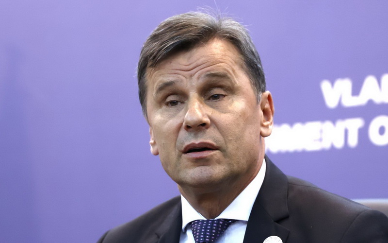 Novalić čestitao Dan nezavisnosti BiH: Želim da uvijek budemo ponosni na svoju domovinu