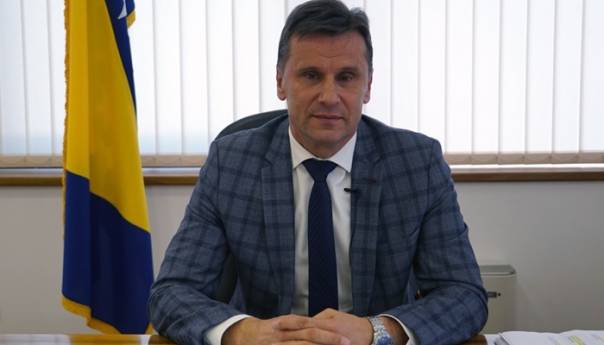 Novalić čestitao Vaskrs