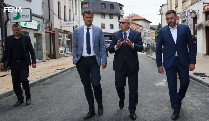 Novalić i Dautović o izgradnji brze ceste