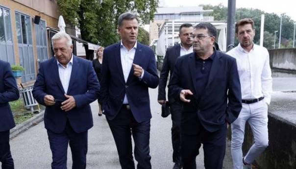 Novalić i Oršolić razgovarali o brojnim lokalnim projektima