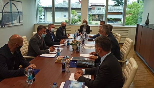 Novalić i Višković na sastanku u 'Elektroprenosu', investicije od 163 miliona KM