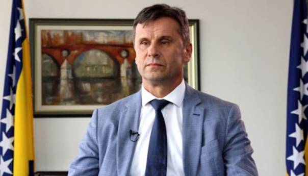 Novalić izliječen od korone, danas napušta Podhrastove