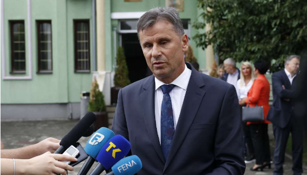 Novalić: Kalesija od Vlade FBiH povukla značajna sredstva za pomoć nižim nivoima vlasti 