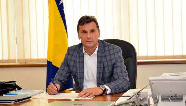 Novalić: Kreću novi transferi za pomoć privredi, aktiviran i Garantni fond