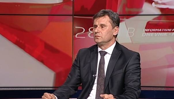 Novalić: Najprije 30 miliona KM za kliničke centre, onda 21 za niže nivoe