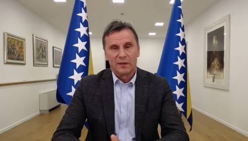 Novalić o akcizama, Koridoru 5c, platama, Vladi KS, Veležu ...