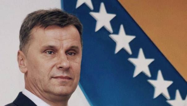 Novalić o odluci Schmidta: Prevladala je demokratija