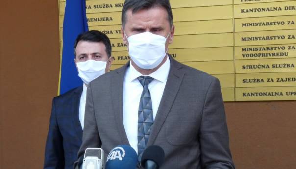 Novalić o penzijama, moratoriju na kredite, zakonu