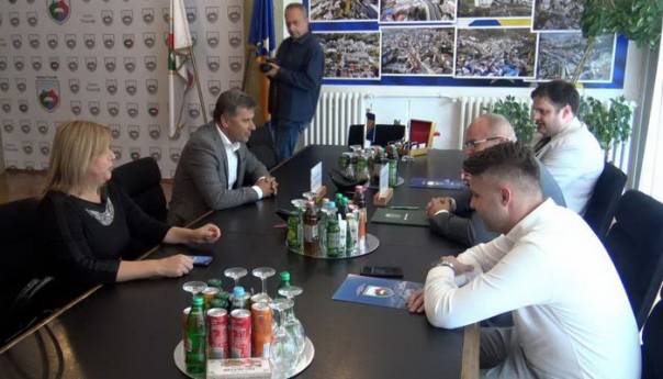 Novalić: Općina Travnik dobro koristi transfere novca s federalnog nivoa