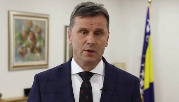 Novalić: Osiguran 61 milion KM za dva programa pomoći pri zapošljavanju