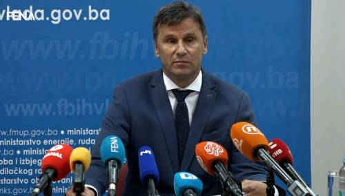 Novalić: Potpisan ugovor o nabavci 500 hiljada vakcina Sinopharm