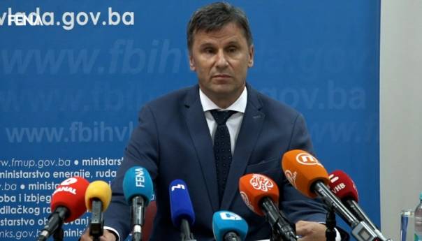 Novalić: Potpisan ugovor o nabavci 500 hiljada vakcina Sinopharm