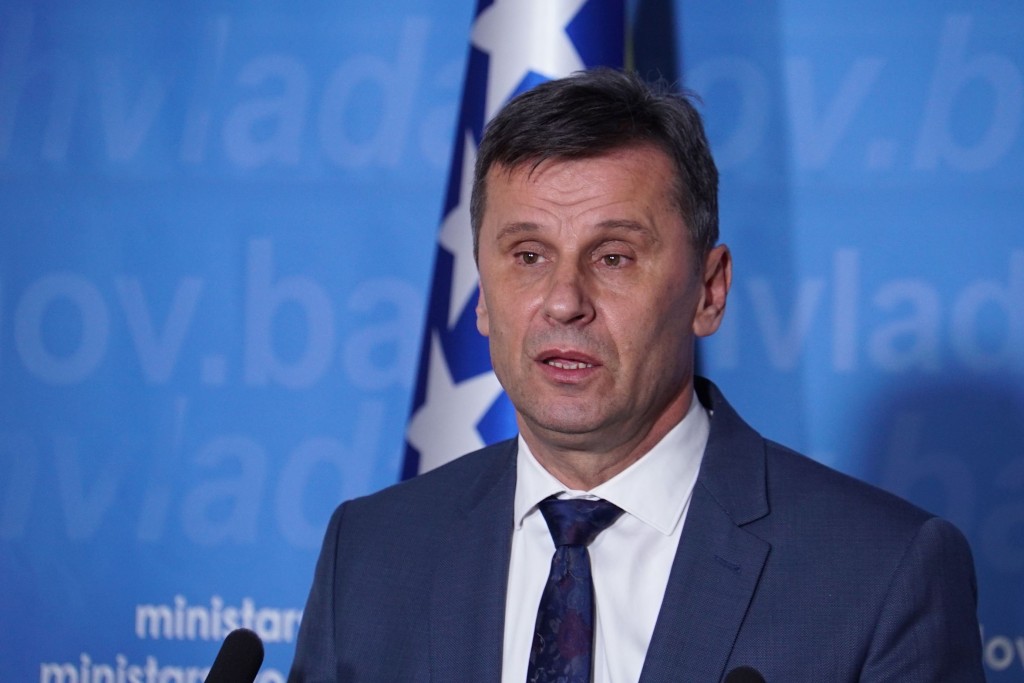 Novalić predstavio Zakon: Pogledajte plan za spas ekonomije FBiH!