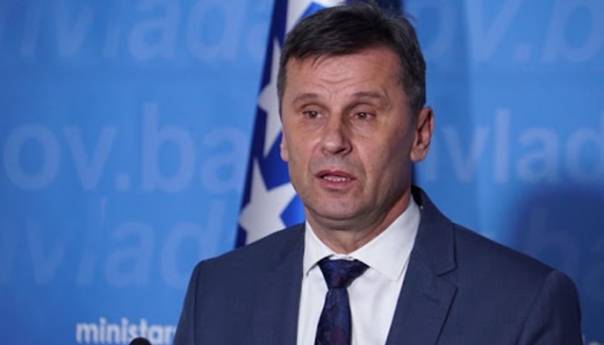 Novalić: Preferencijalnim tretmanom domaćeg podstiče se domaća privreda