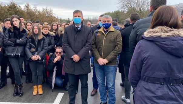 Novalić prisustvovao posljednjem ispraćaju mladih stradalih kod Posušja