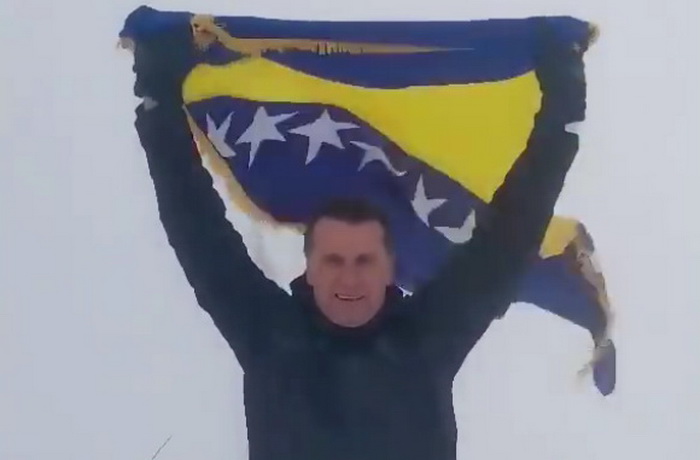 Novalić sa najvišeg vrha u BiH čestitao Dan državnosti