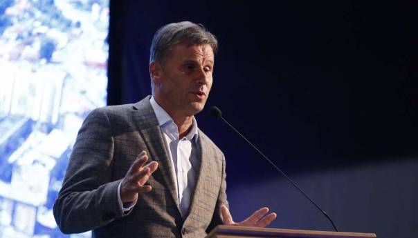 Novalić: Skoro milion ljudi dobilo pomoć, hrabro smo se suprostavili inflaciji