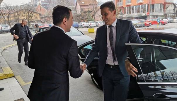 Novalić u ZDK: Političke krize uvijek suspendiraju ekonomske teme