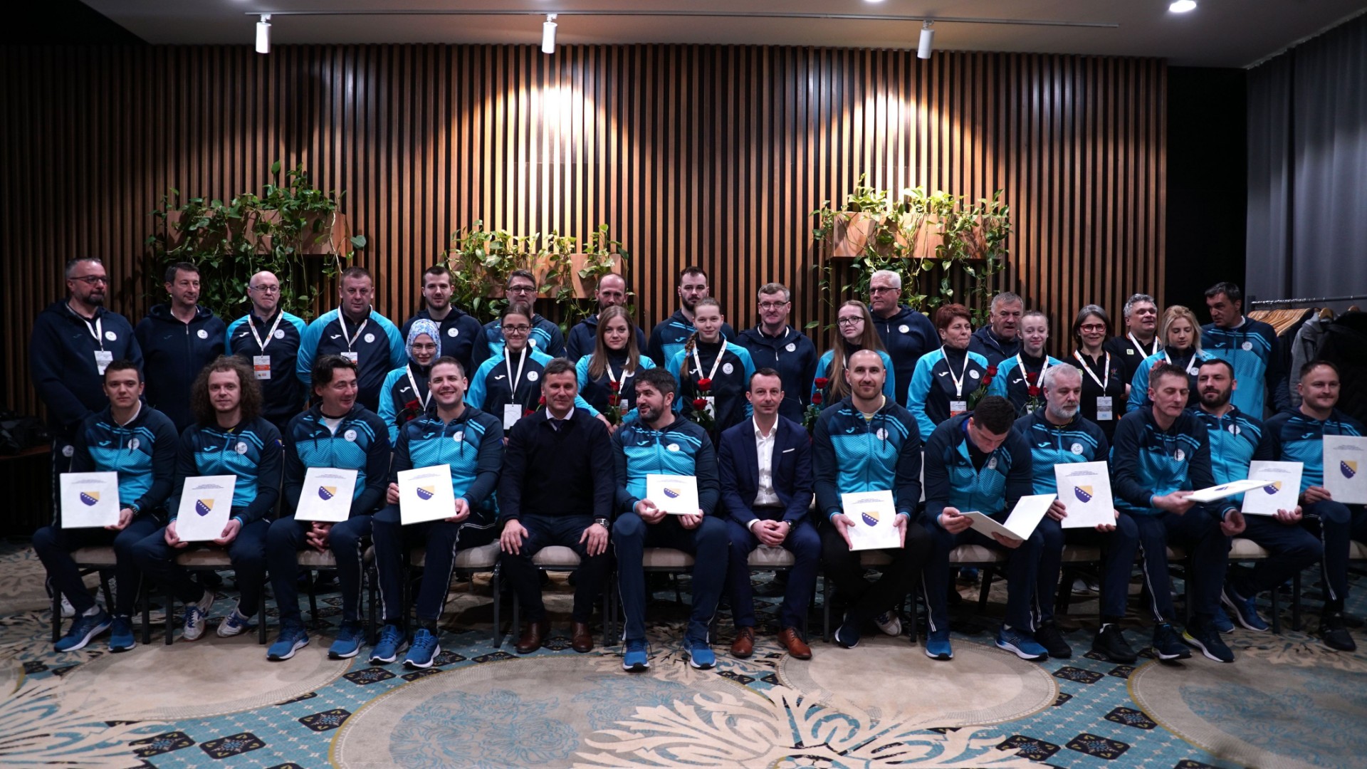 Novalić uručio plakete članovima bh. reprezentacije u sjedećoj odbojci