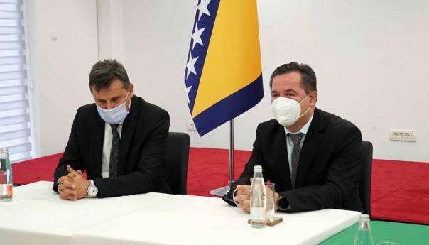 Novalić: Važno je tko će preuzeti dirigentsku palicu u Mostaru