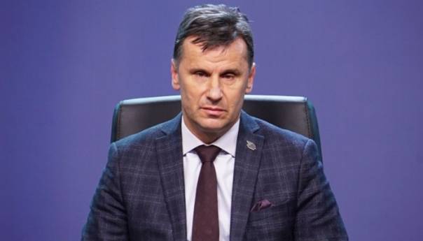 Novalić: Vlada nastavlja pomagati, zajedno moramo kontrolirati pandemiju