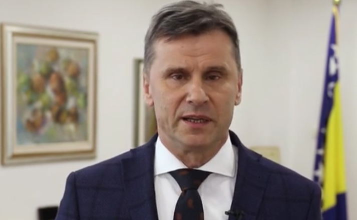 Novalić: Vlada radi po Ustavu i zakonu, a ne željama pojedinaca