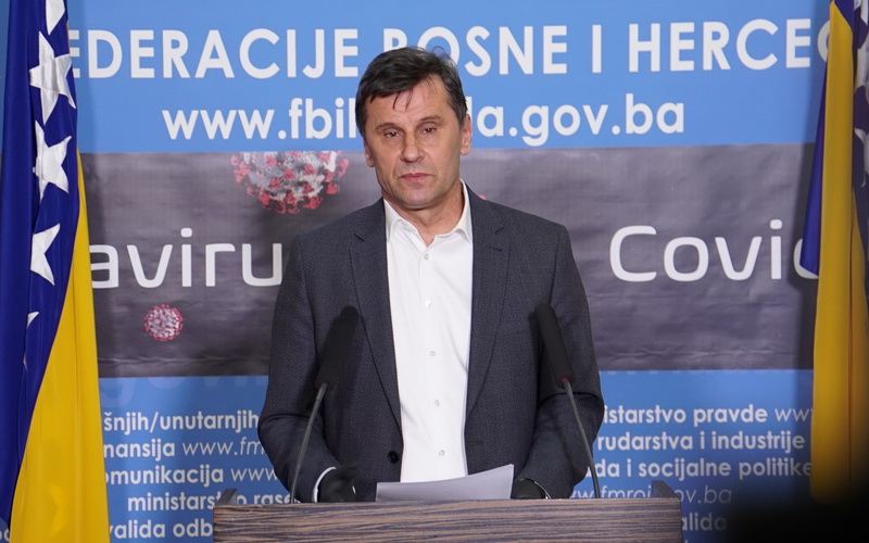 Novalić: WHO pohvalio naše mjere, nema političkih poteza u krizi