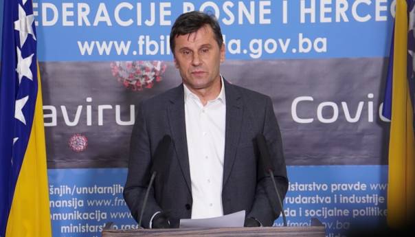 Novalić: WHO pohvalio naše mjere, nema političkih poteza u krizi