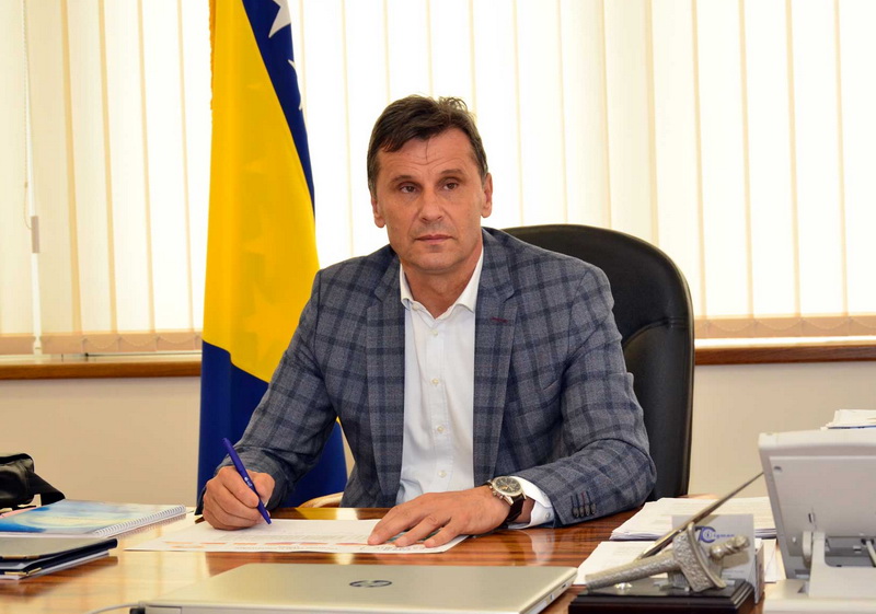 Novalić: Za razliku od RS-a, FBiH već 2 godine bilježi suficit