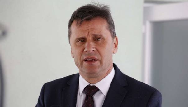 Novalić zamolio zastupnike da podrže aktiviranje blokova 4 i 5