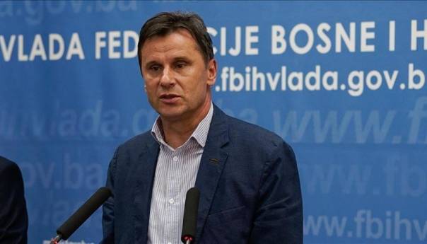 Novalić zatražio vanrednu sjednicu Parlamenta FBiH