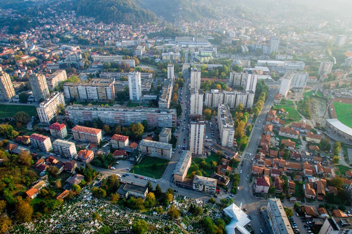 Nove naredbe u Tuzli za rad ugostiteljskih objekata, domova zdravlja i ureda