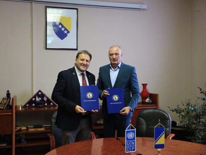 Nove uniforme i čizme za Oružane snage BiH: Njemačka donirala preko 6 miliona KM