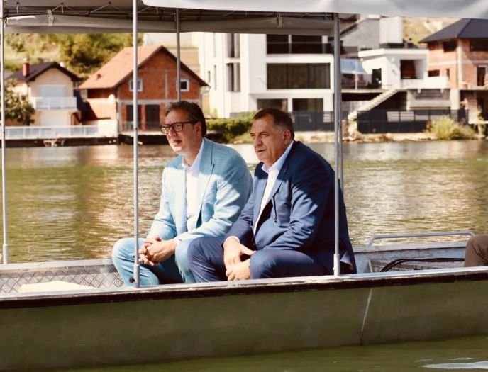 Novi ’atentat’ na Dodika, postaje ozbiljan konkurent rekorderu Vučiću