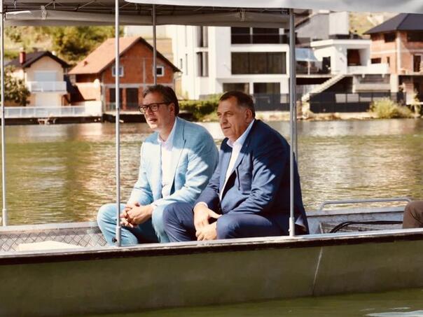 Novi ’atentat’ na Dodika, postaje ozbiljan konkurent rekorderu Vučiću
