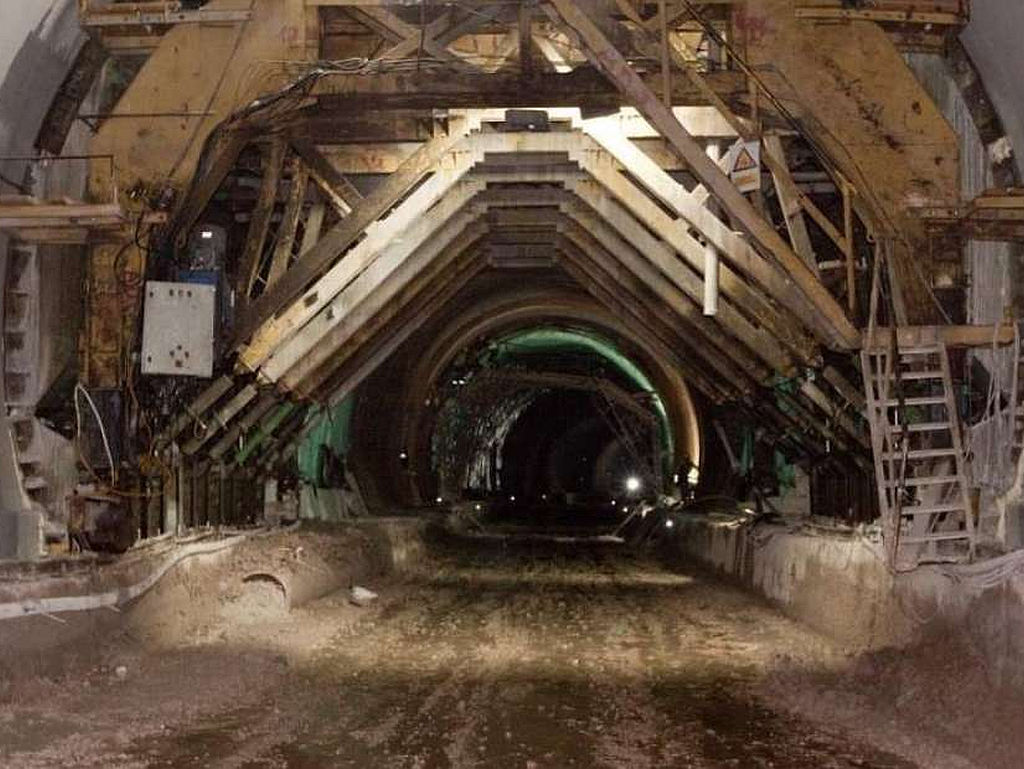 Novi debakl Autocesta na tunelu Hranjen: Povučeni radnici, poništen tender