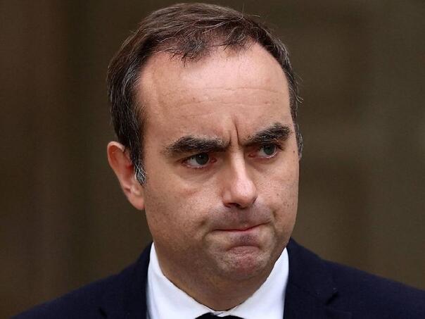 Novi francuski premijer u misiji: Ima samo tri dana da sastavi vladu