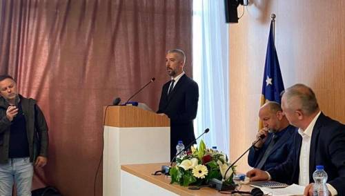 Novi gradonačelnik Sjeverne Mitrovice položio zakletvu