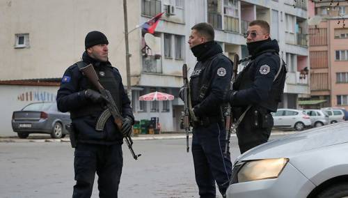 Novi incident na KiM: Pucano na vozilo policije