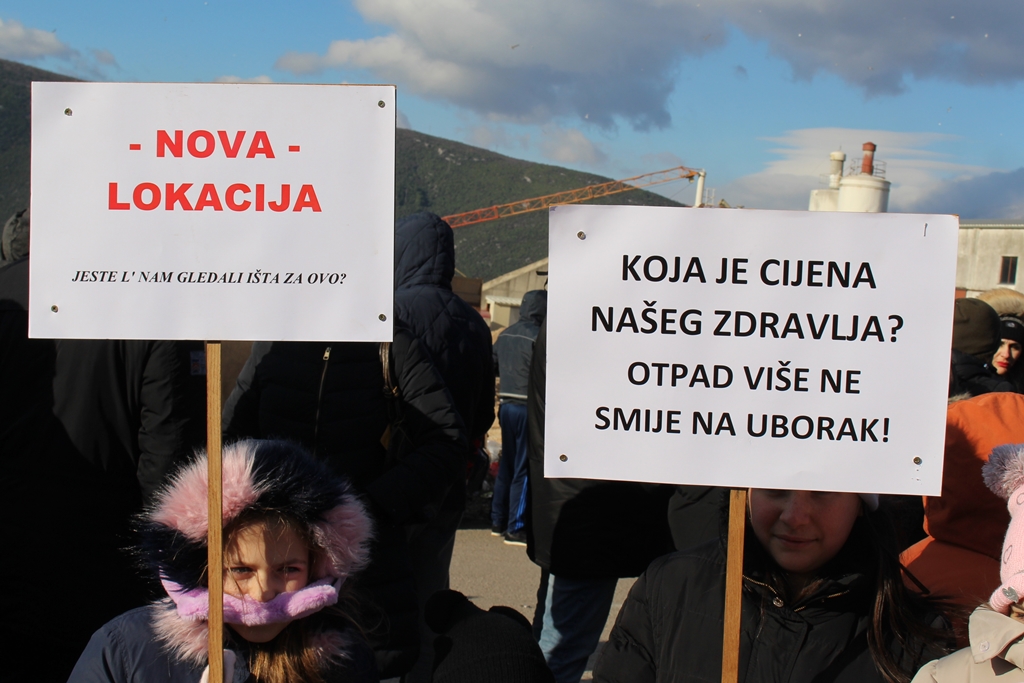 Novi mirni protest na deponiji Uborak