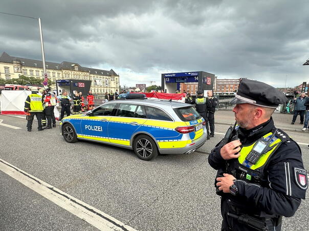 Novi napad nožem u Njemačkoj: U Hamburgu povrijeđeno 12 osoba